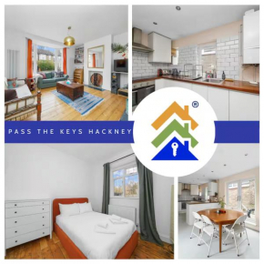 Pass the Keys Modern 4BR Home W. Private Garden Outdoor Space